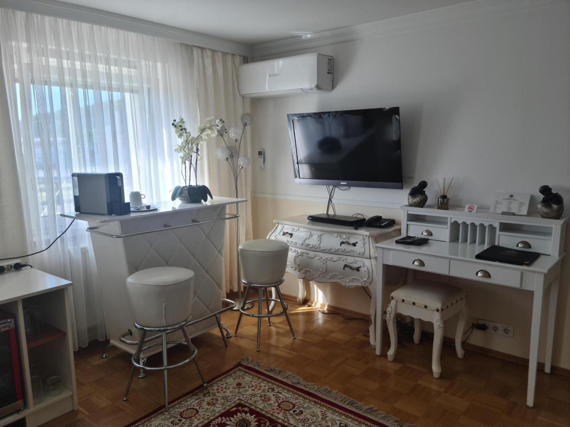 Hoeckner Plaza Hotel Attnang-Puchheim Екстер'єр фото