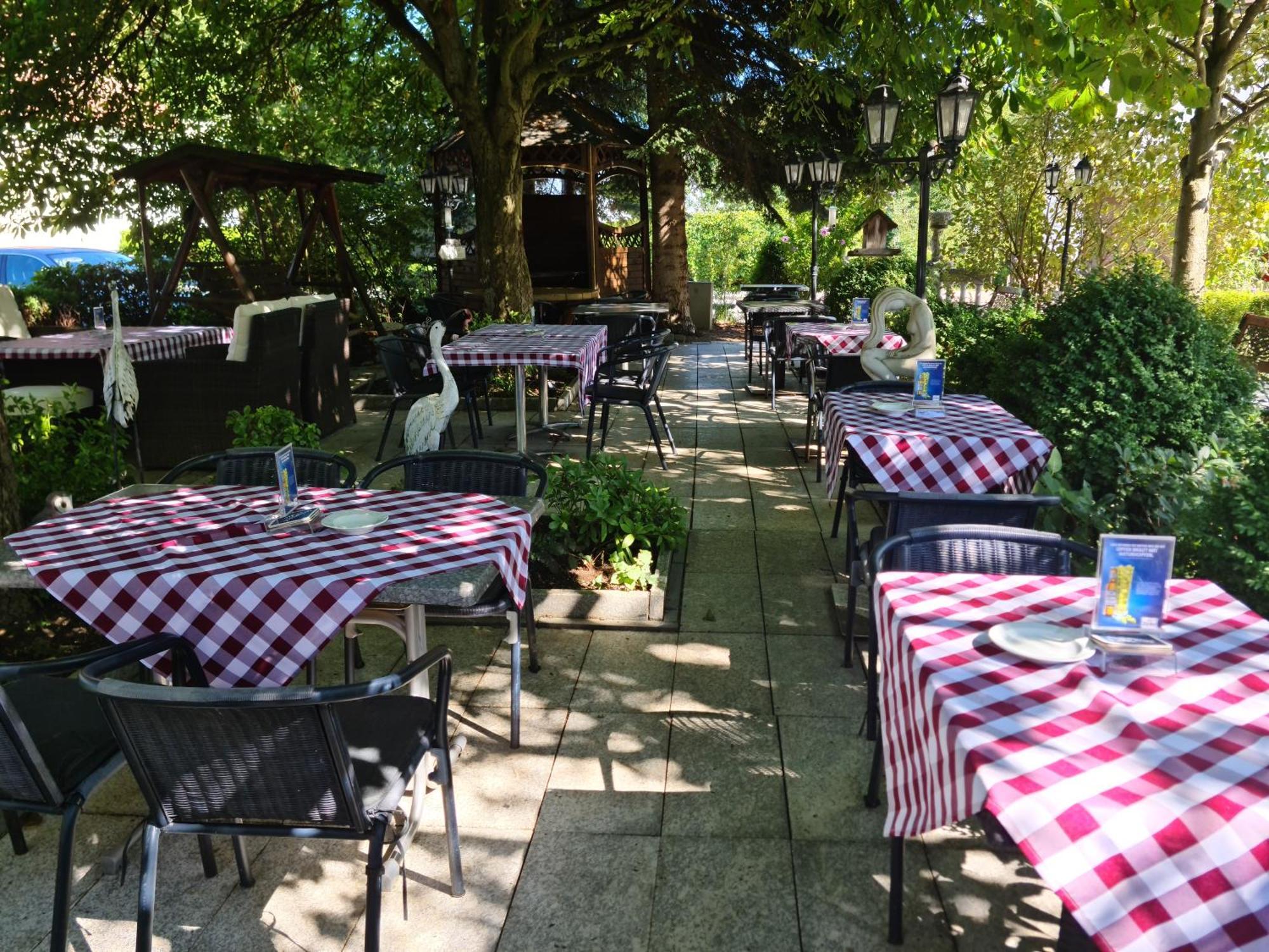 Hoeckner Plaza Hotel Attnang-Puchheim Екстер'єр фото